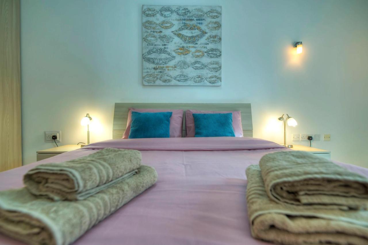 Modern 3Br Stylish & Spacious Apartment - Close To Sliema Promenade Gzira Buitenkant foto
