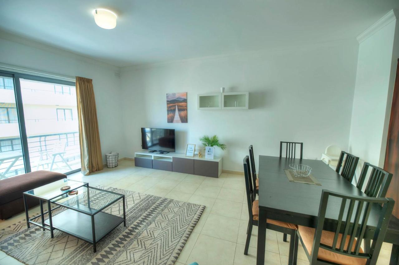 Modern 3Br Stylish & Spacious Apartment - Close To Sliema Promenade Gzira Buitenkant foto
