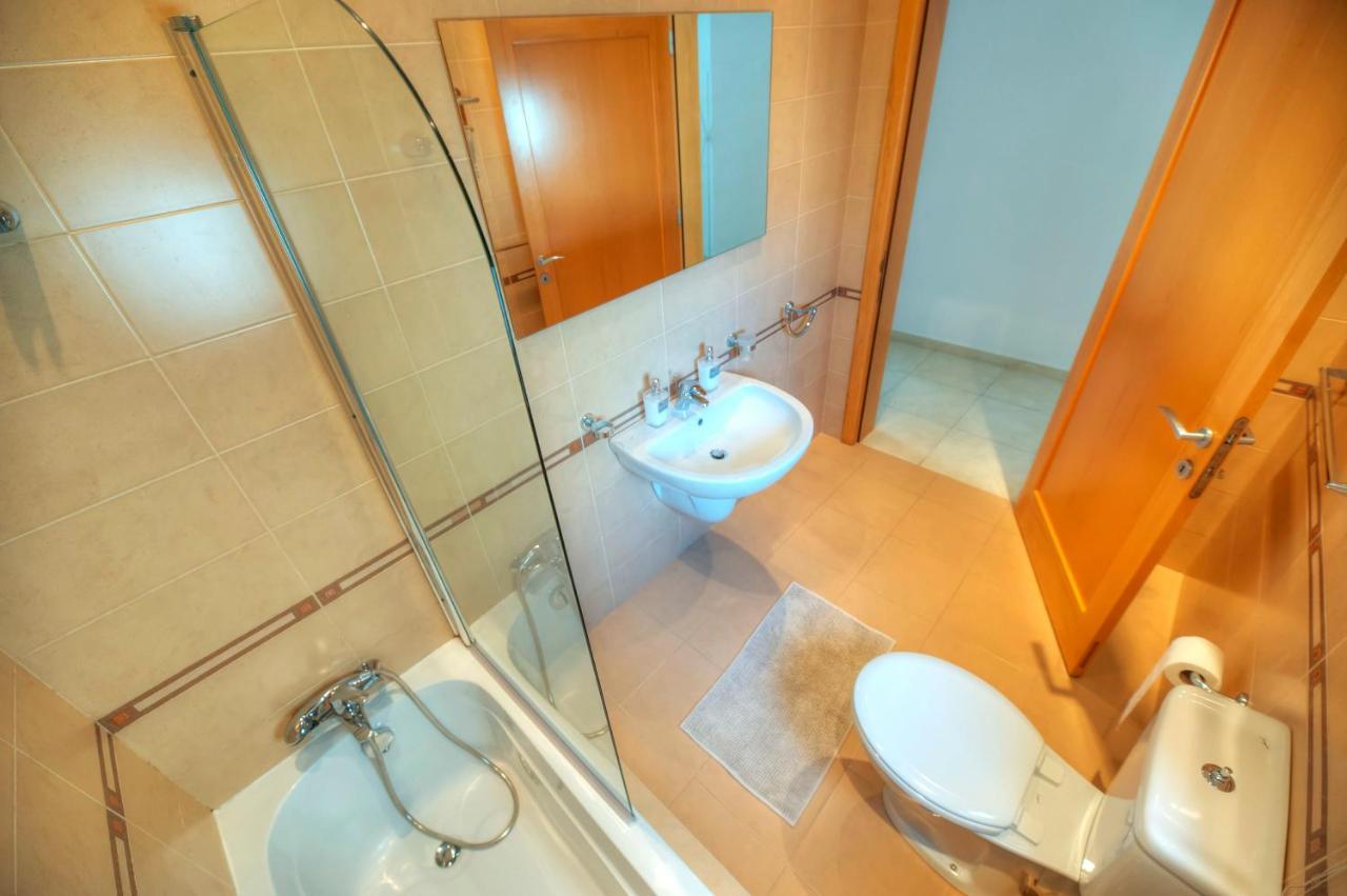 Modern 3Br Stylish & Spacious Apartment - Close To Sliema Promenade Gzira Buitenkant foto