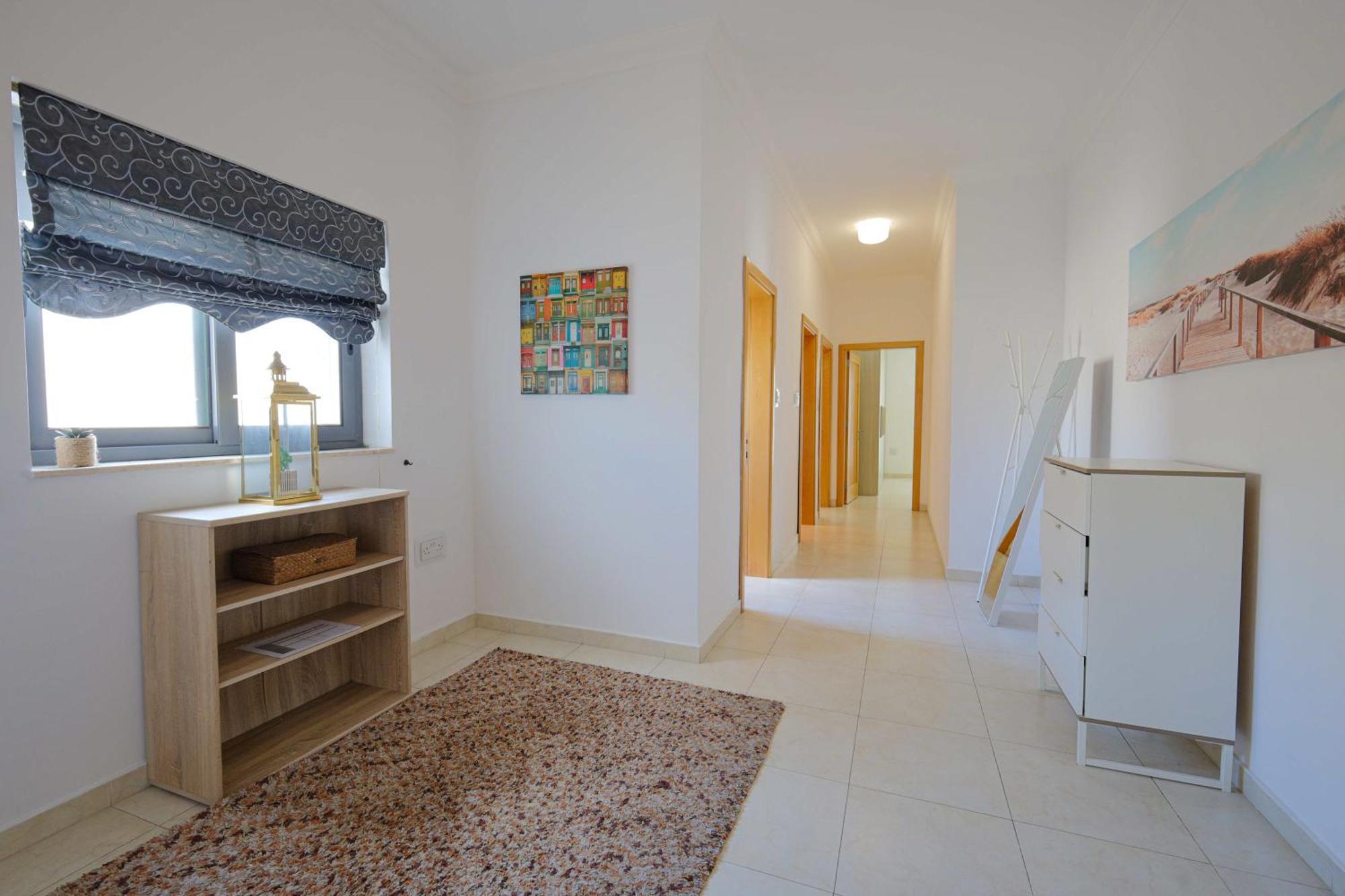 Modern 3Br Stylish & Spacious Apartment - Close To Sliema Promenade Gzira Buitenkant foto